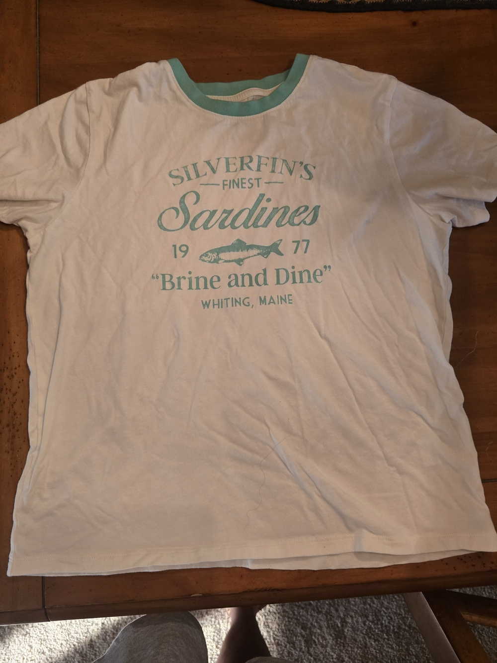 American Eagle Small  White Tee with Mint Trim Sardines